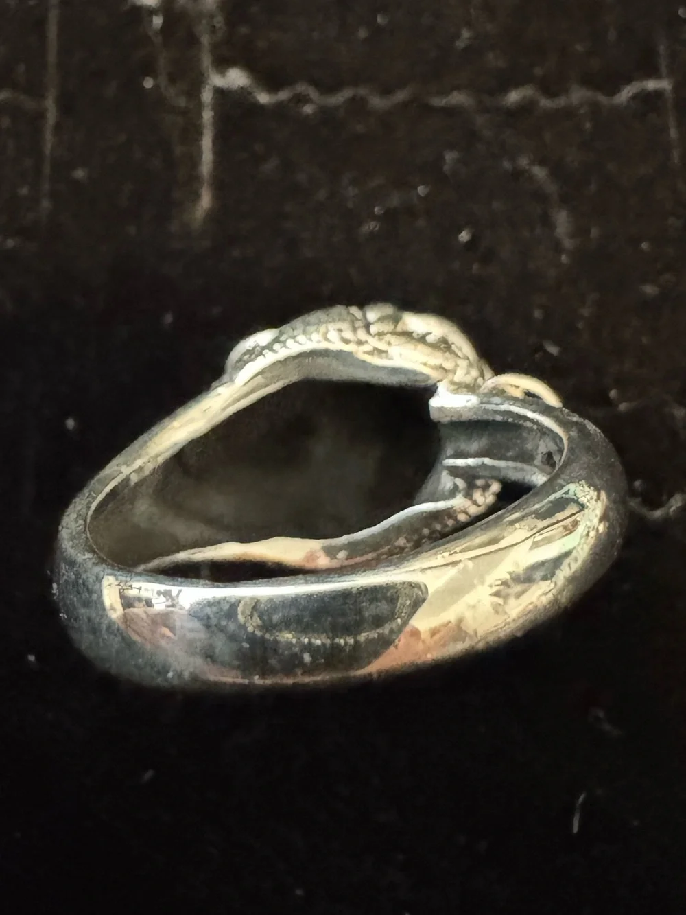 Sterling silver Chinese Foo Dog Ring - with ruby‎ eyes